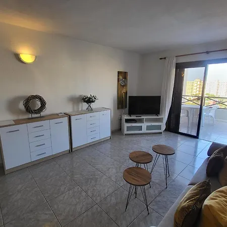 San Marino 6 Apartment *